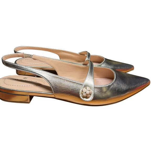 BANDOLINO Aubriana Women's 10M Gold Slingback Flats Pointed Toe Flower Ornament - Picture 6 of 10